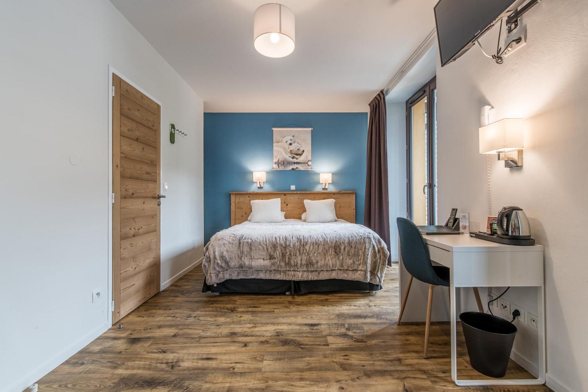 Hotel Le Marintan Сен-Мишел-дьо-Мориен Екстериор снимка