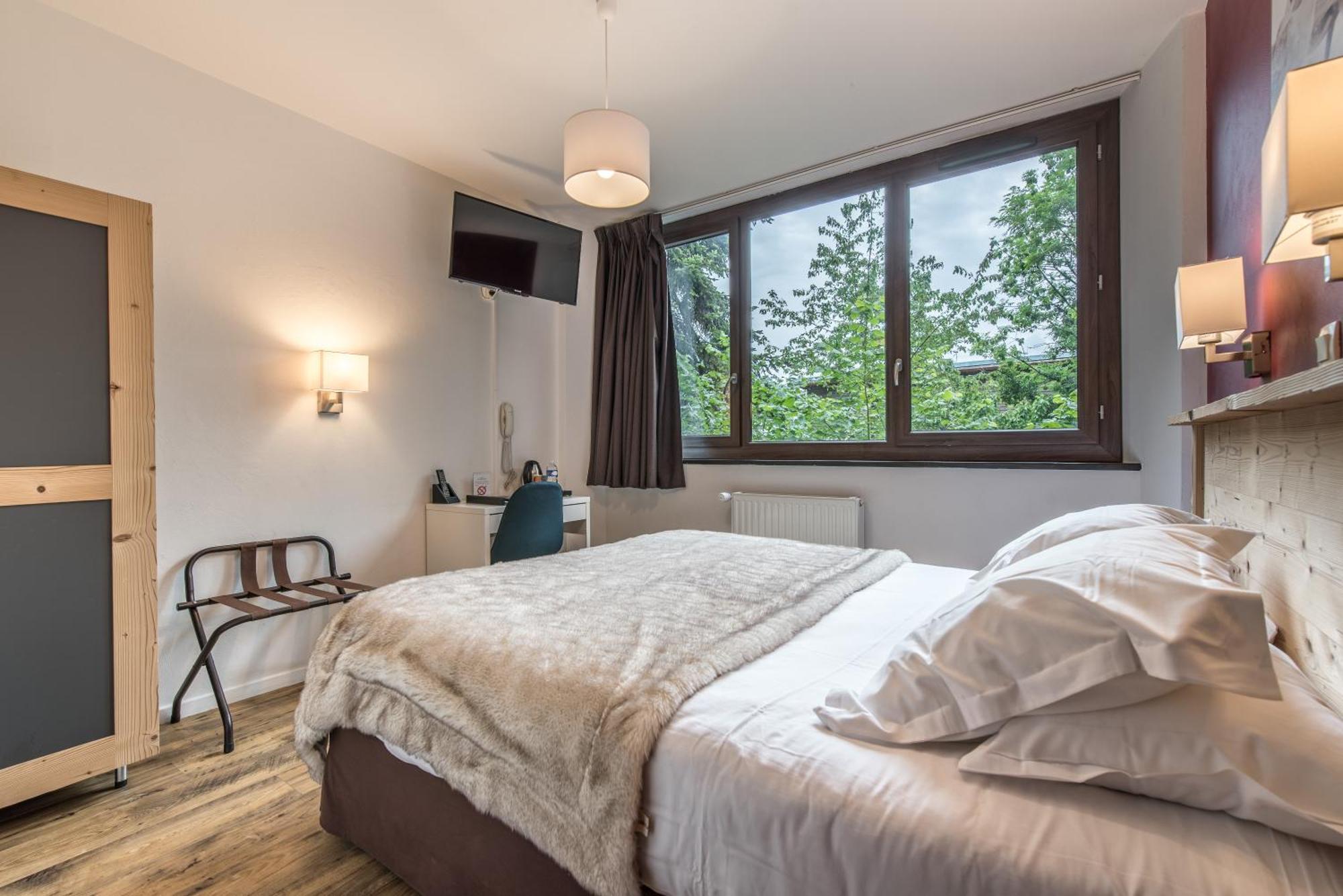 Hotel Le Marintan Сен-Мишел-дьо-Мориен Екстериор снимка