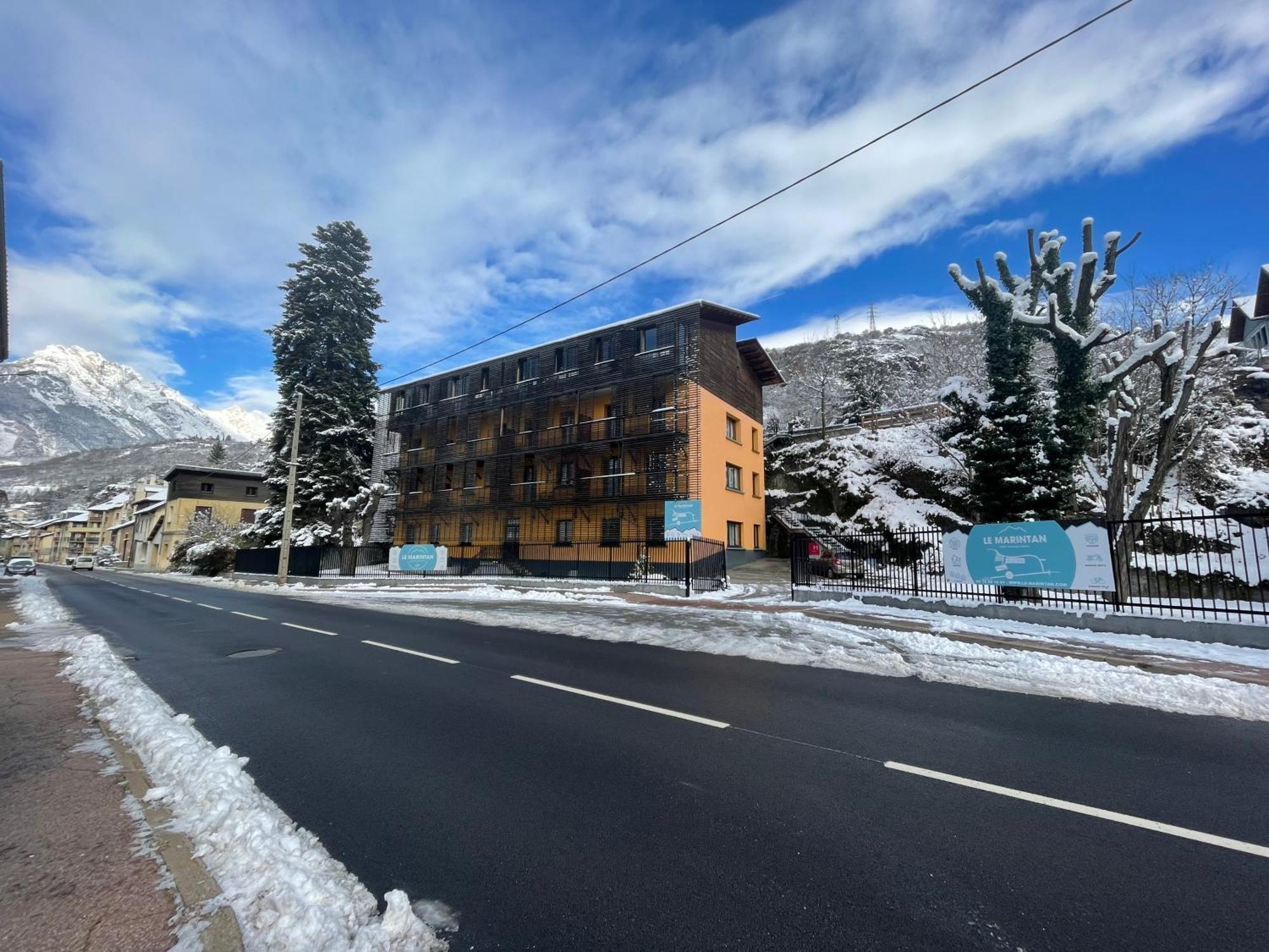 Hotel Le Marintan Сен-Мишел-дьо-Мориен Екстериор снимка