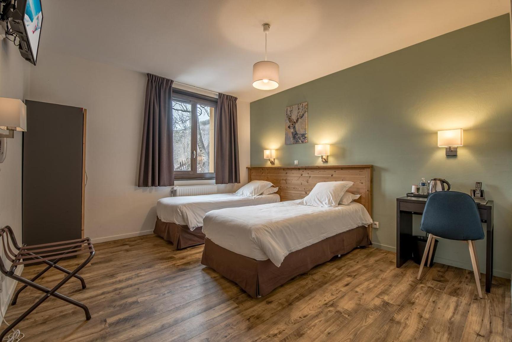 Hotel Le Marintan Сен-Мишел-дьо-Мориен Екстериор снимка