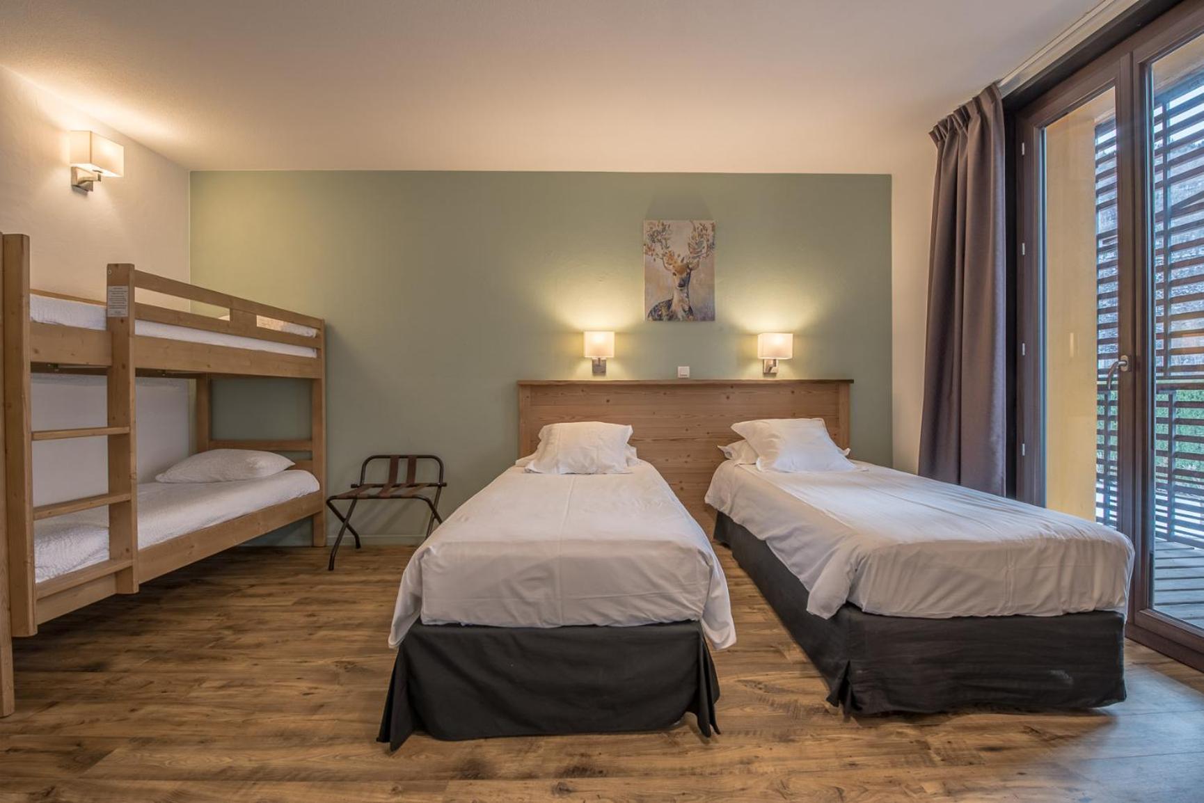 Hotel Le Marintan Сен-Мишел-дьо-Мориен Екстериор снимка