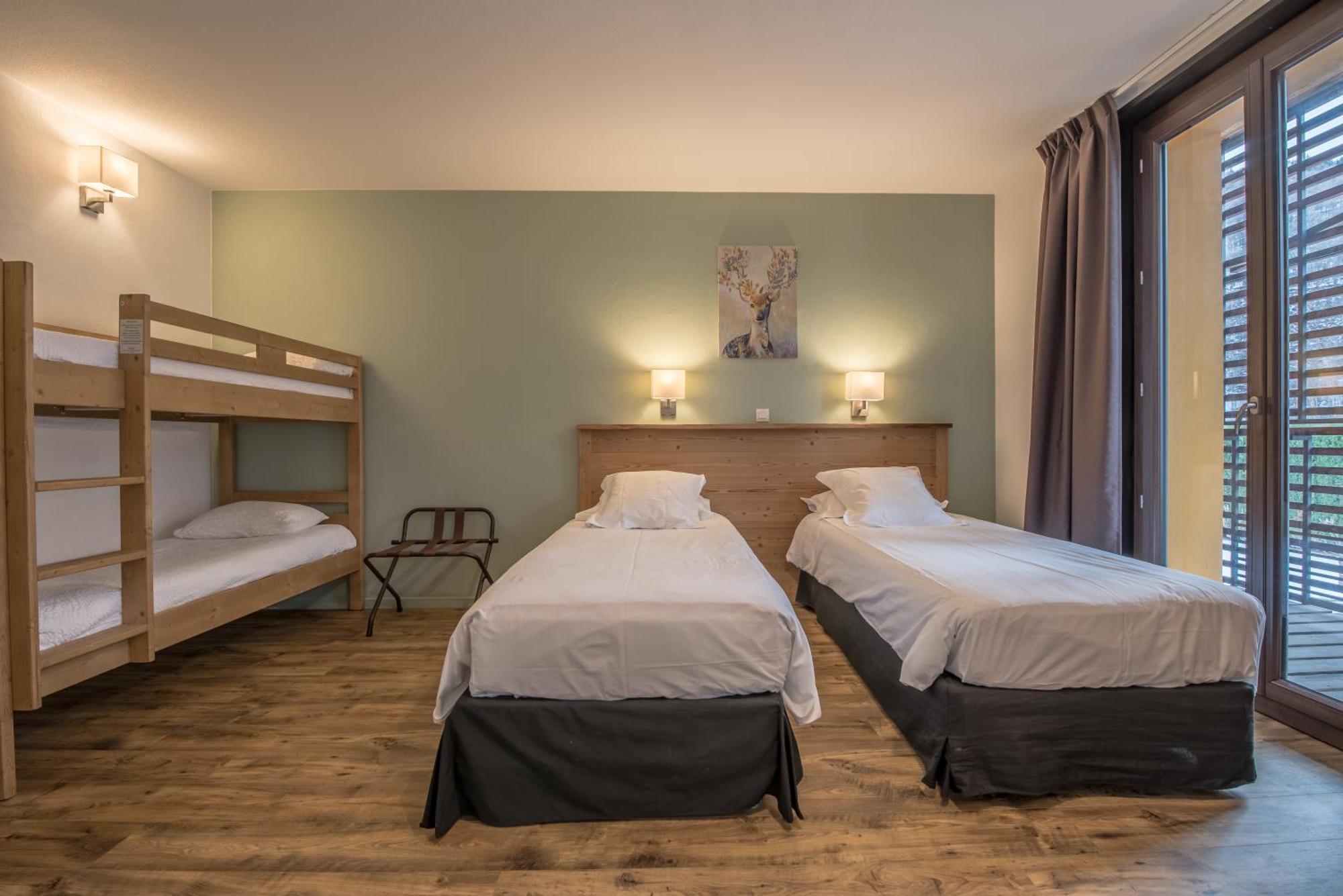 Hotel Le Marintan Сен-Мишел-дьо-Мориен Екстериор снимка